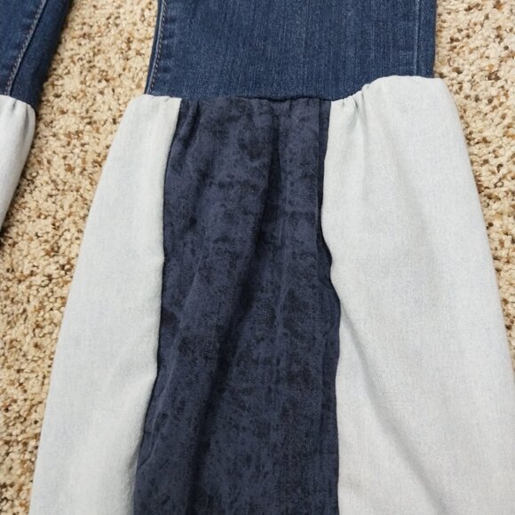 3776 Size 6p Upcycled New Directions Skinny Ruffel Leg Jeans. - Picture 2 of 6